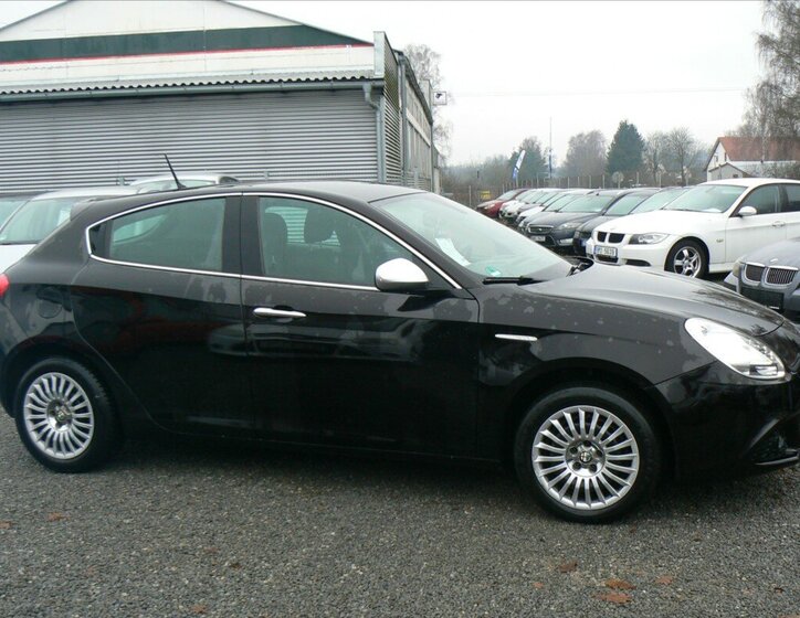 Alfa Romeo Giulietta 7