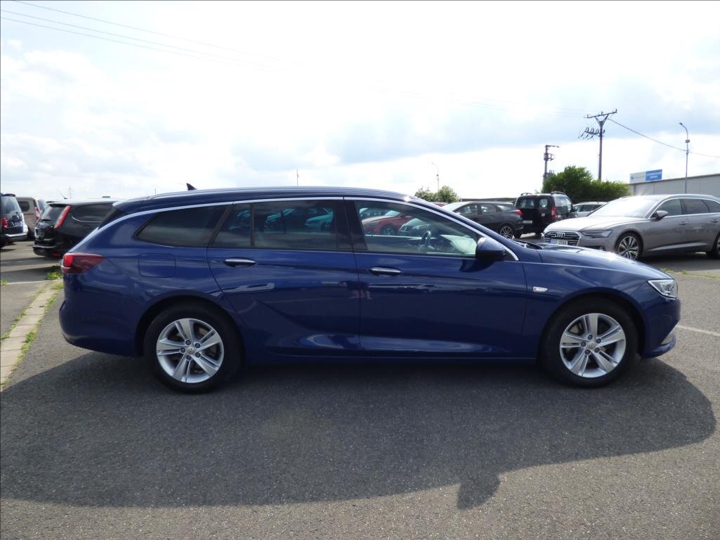 Opel Insignia Kombi 2,0 l 154 kw