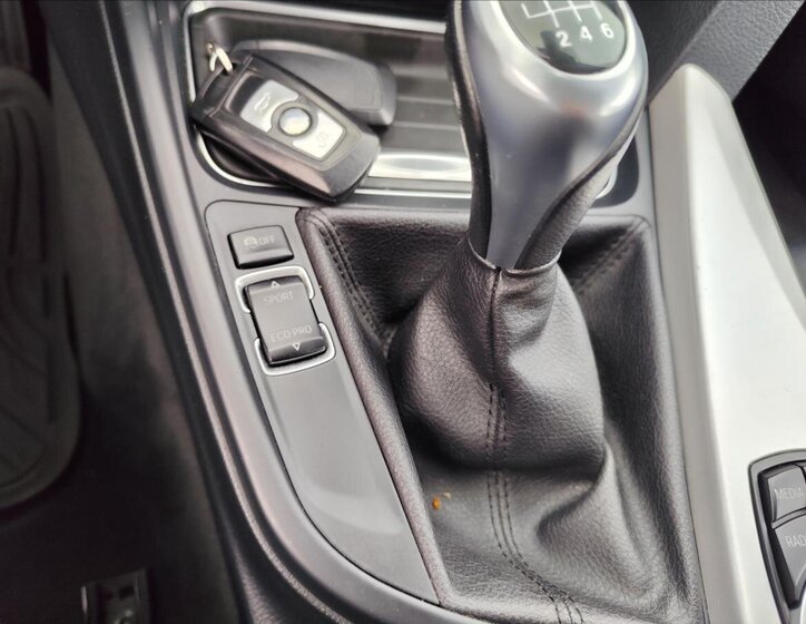 BMW Řada 3 Kombi 2,0 l 180 kw