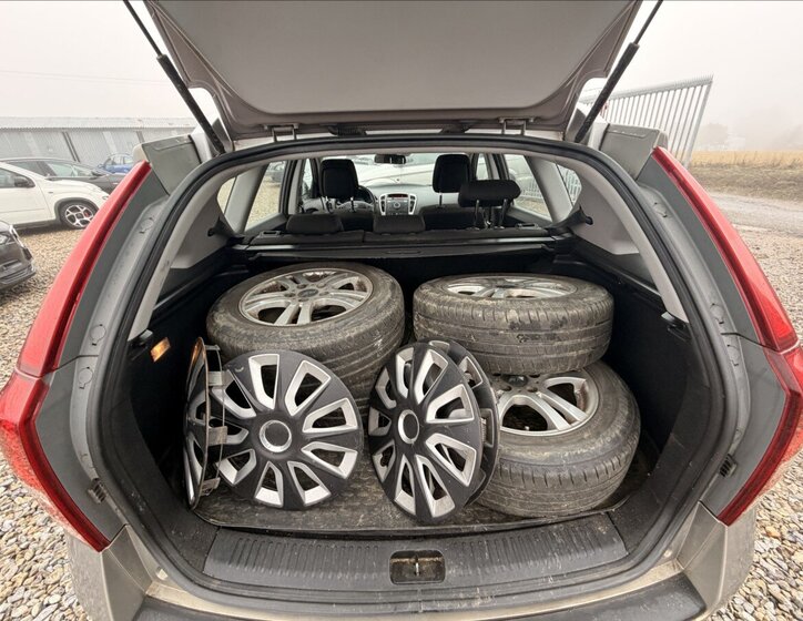 KIA Ceed Kombi 1,4 l 66 kw