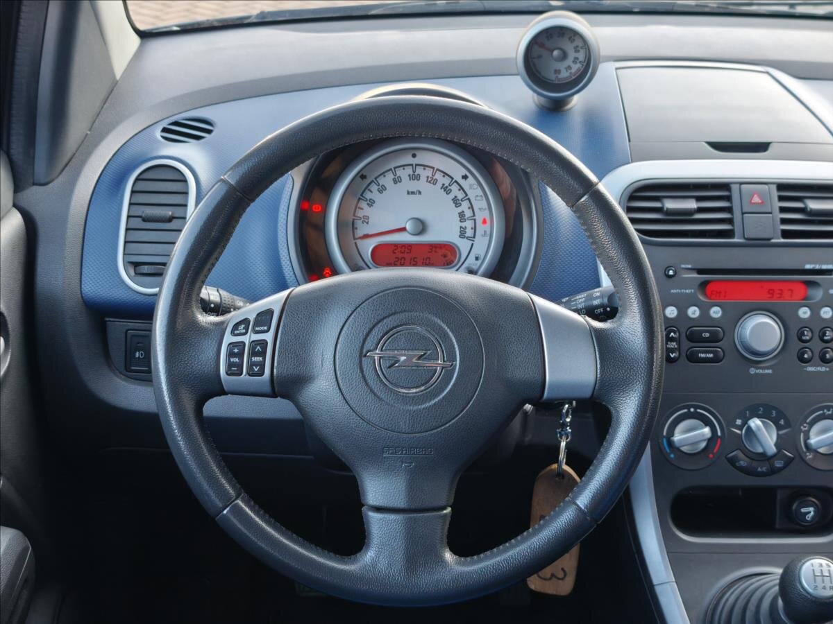 Opel Agila Hatchback 1,2 l 63 kw