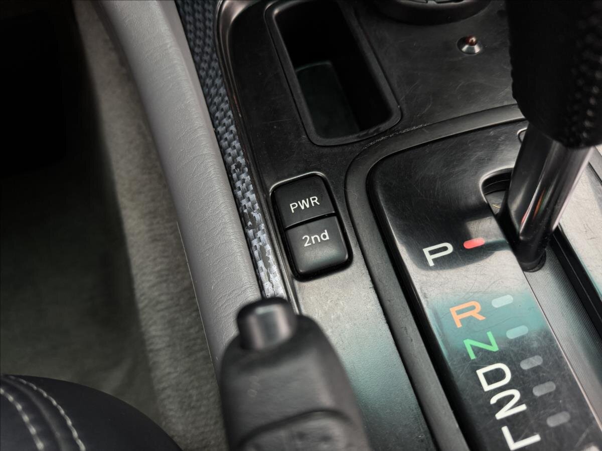 Toyota Land Cruiser SUV / Terénní 4,2 l 150 kw