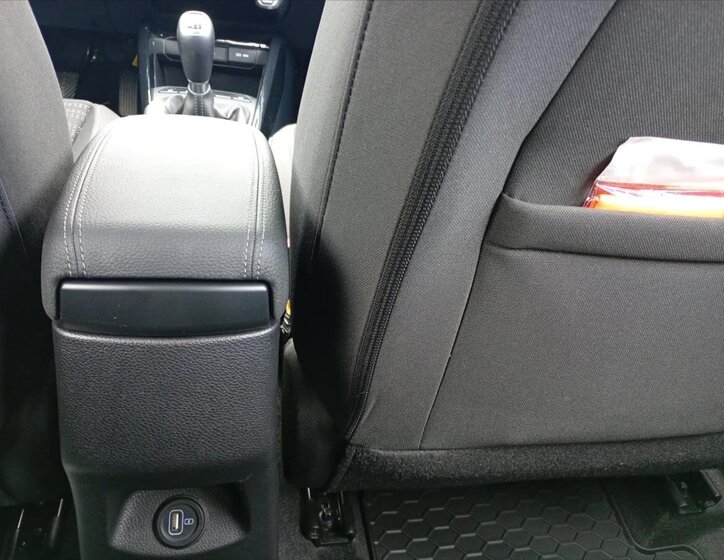 KIA Stonic Hatchback 998,0 73 kw