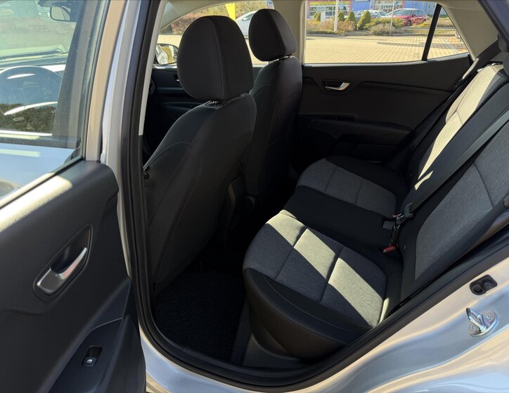 KIA Stonic SUV / Terénní 998,0 74 kw