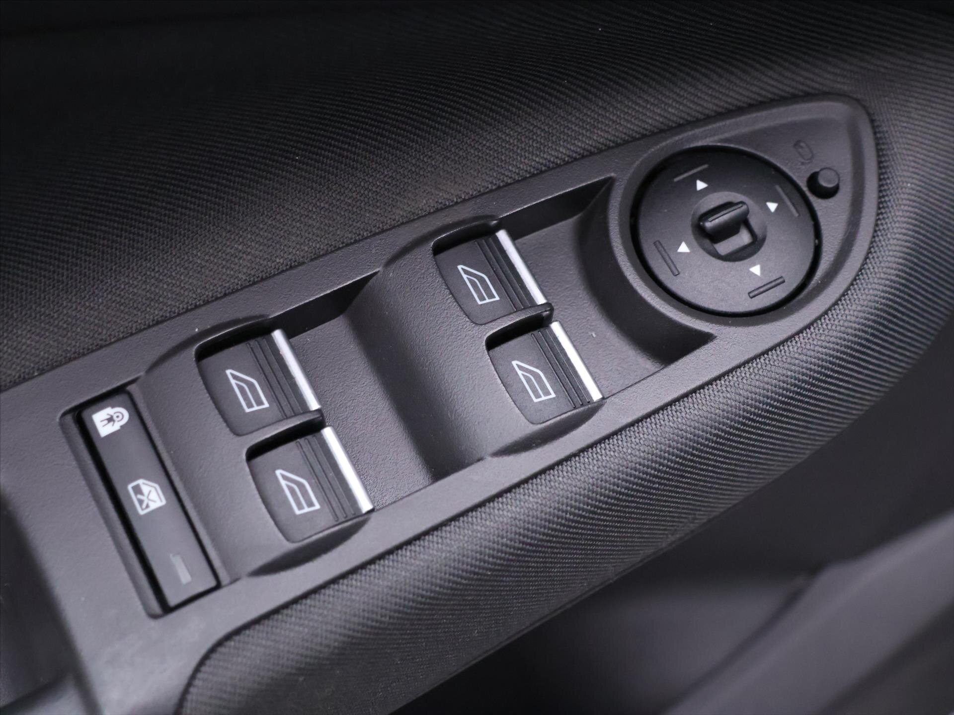 Ford Grand C-MAX MPV 2,0 l 110 kw