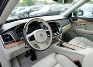 Volvo XC90 26