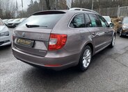 Škoda Superb 8