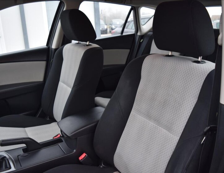 Mazda 3 Hatchback 1,6 l 77 kw