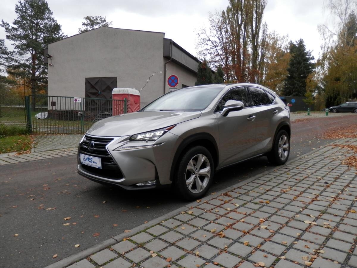 Lexus NX 300h