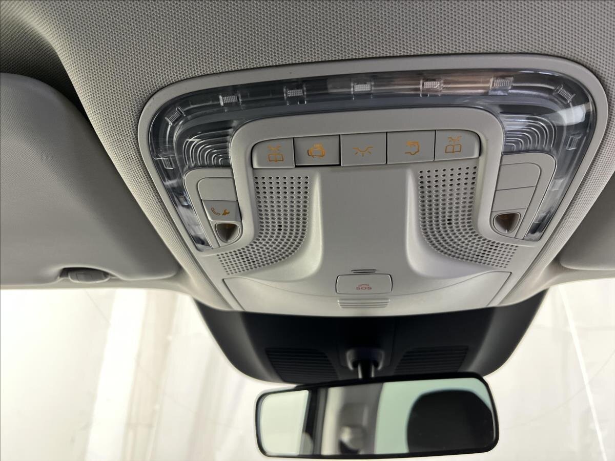 Mercedes-Benz Vito MPV 2,0 l 120 kw