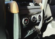 Land Rover Defender SUV / Terénní 5,0 l 313 kw