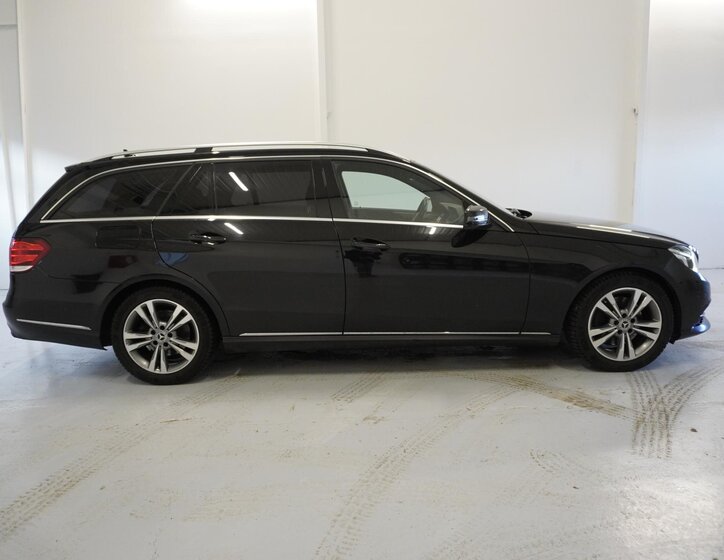 Mercedes-Benz Třídy E Kombi 3,0 l 190 kw