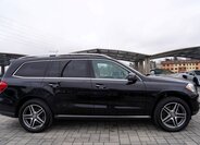 Mercedes-Benz GL SUV 4,7 l 320 kw