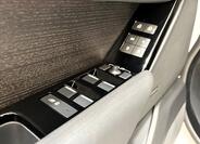 Land Rover Range Rover Velar 11