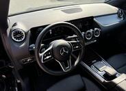 Mercedes-Benz GLA 10