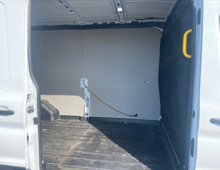 Ford Transit Skříň 2,0 l 95 kw