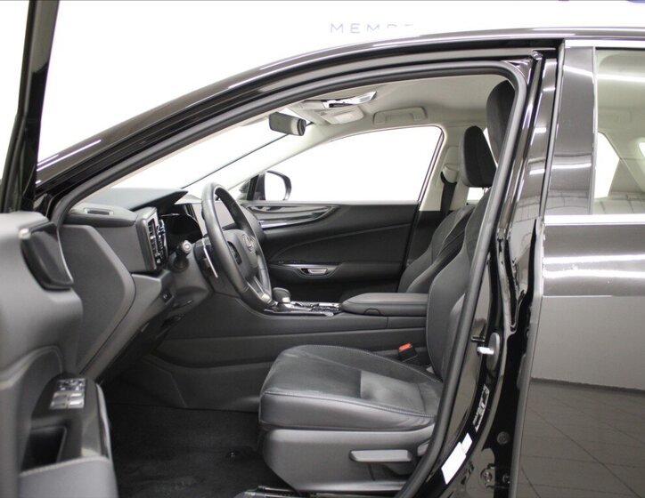 Lexus NX 350h SUV / Terénní 2,5 l 179 kw