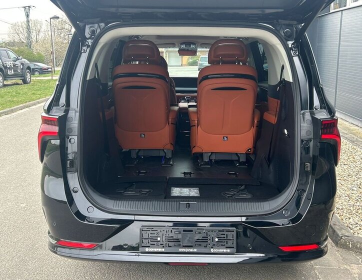 Dongfeng Ostatní MPV 1,5 l 255 kw