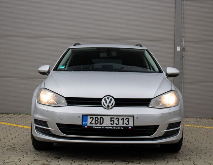 Volkswagen Golf 2