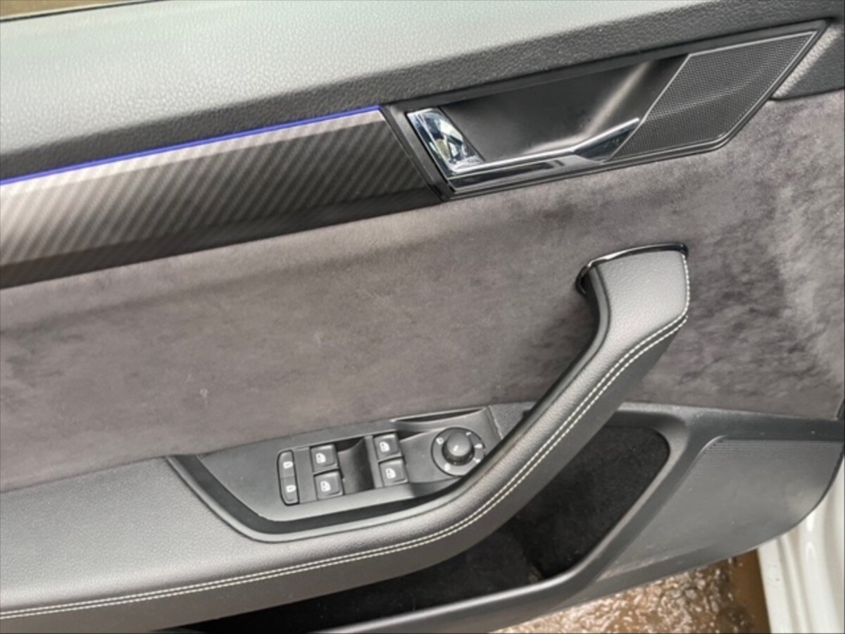 Škoda Superb Liftback 2,0 l 110 kw