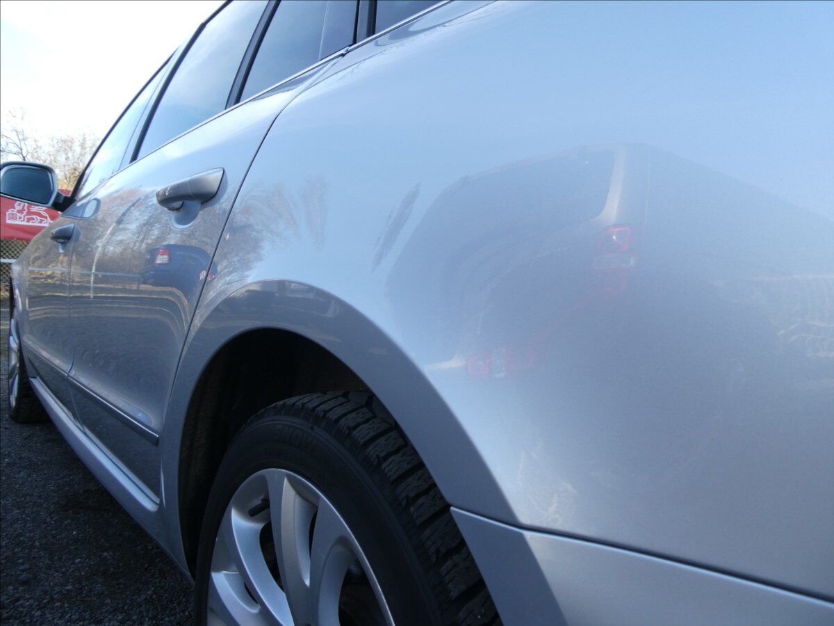 Škoda Superb Kombi 2,0 l 125 kw