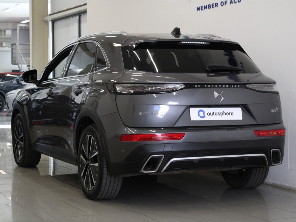 DS Automobiles DS7 Crossback SUV / Terénní 1,6 l 221 kw