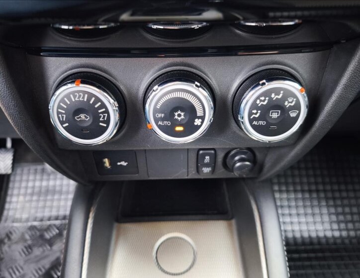 Mitsubishi ASX SUV / Terénní 1,6 l 86 kw