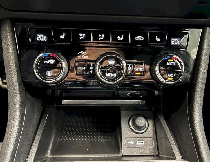 Škoda Superb Kombi 2,0 l 147 kw