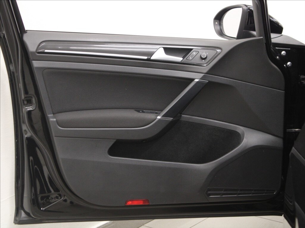 Volkswagen Golf Kombi 2,0 l 135 kw