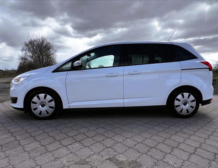 Ford Grand C-MAX 5