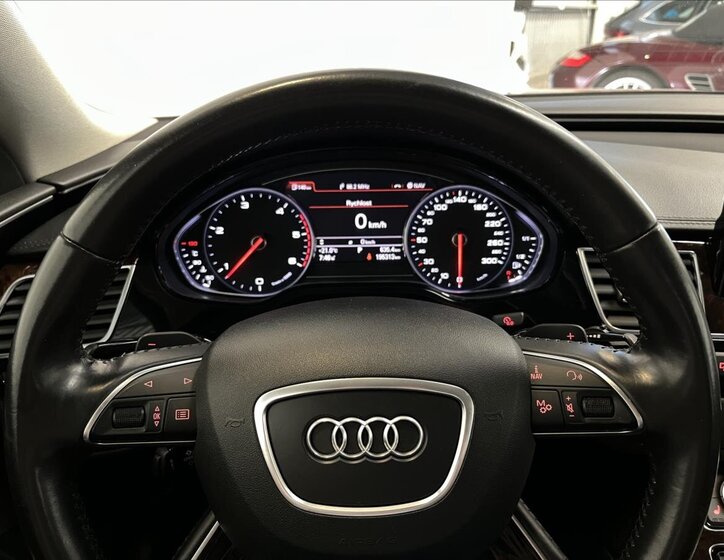 Audi A8 15