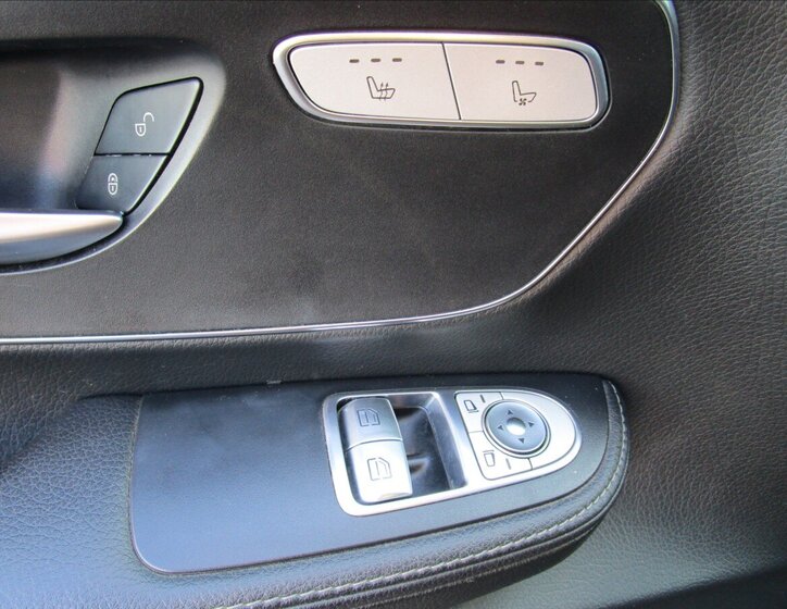 Mercedes-Benz Třídy V Kombi 2,1 l 140 kw