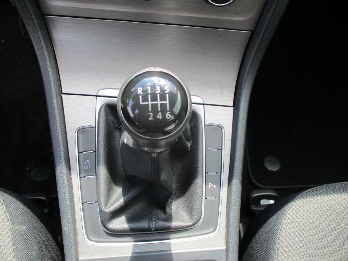 Volkswagen Golf Hatchback 1,4 l 81 kw