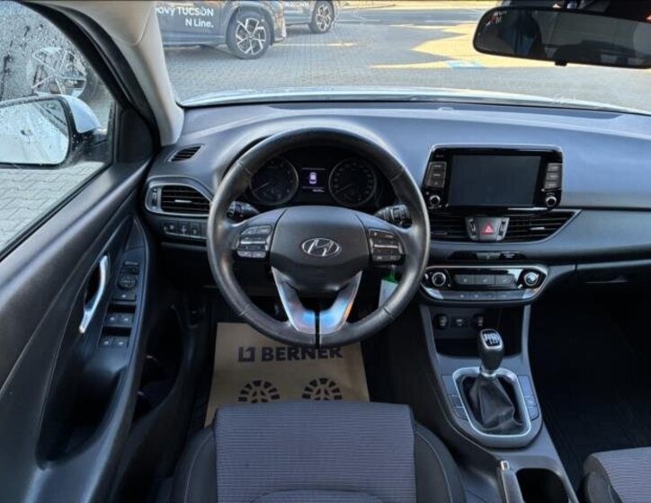 Hyundai i30 15