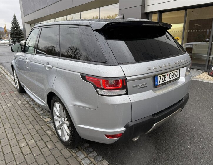 Land Rover Range Rover Sport SUV 4,4 l 250 kw