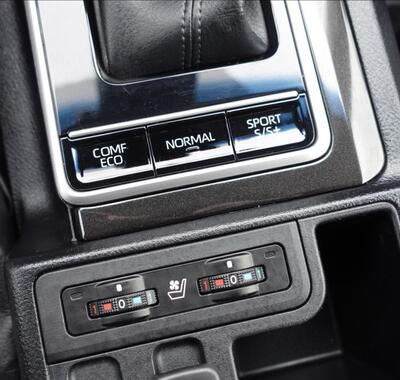 Toyota Land Cruiser 24