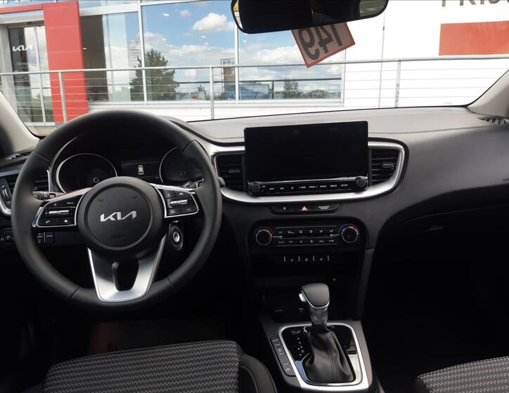 KIA Ceed 10