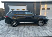Mitsubishi Outlander SUV / Terénní 2,3 l 110 kw