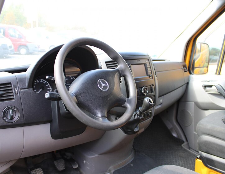 Mercedes-Benz Sprinter Užitková 2,1 l 120 kw