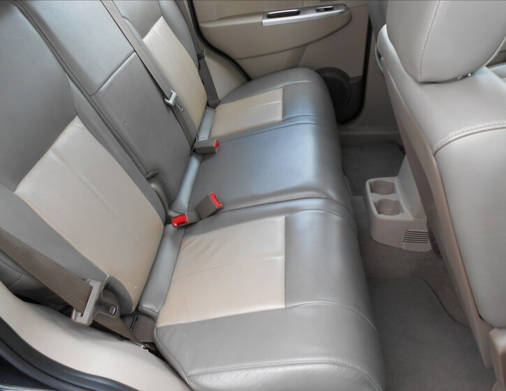 Jeep Cherokee SUV 3,7 l 151 kw