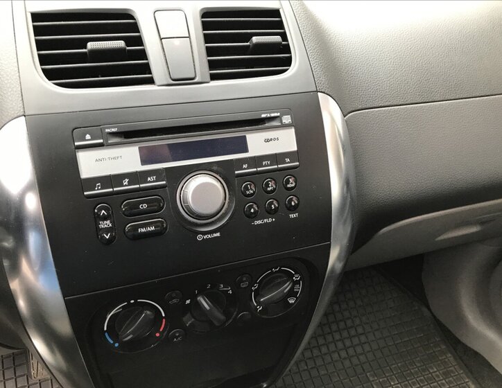 Suzuki SX4 Hatchback 1,6 l 79 kw