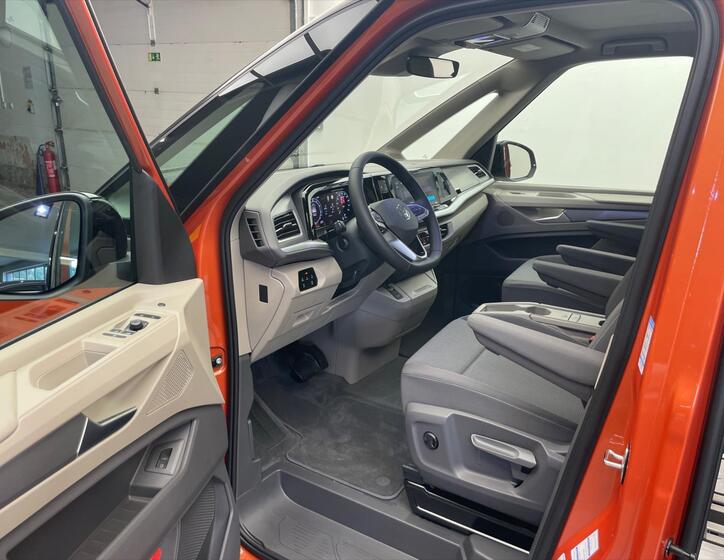 Volkswagen Multivan 6