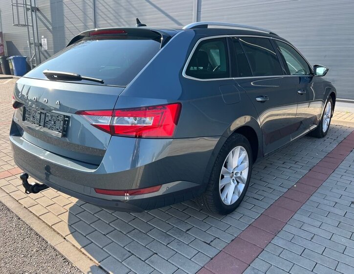 Škoda Superb Kombi 2,0 l 110 kw