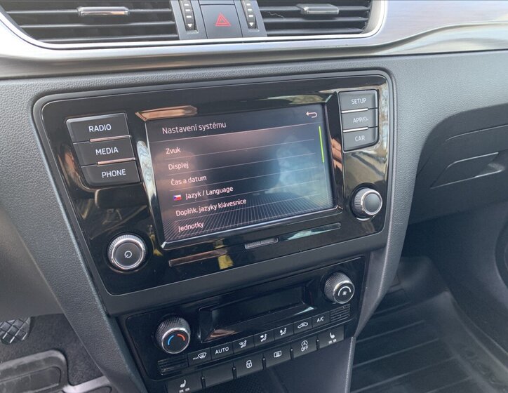 Škoda Rapid Hatchback 999,0 81 kw