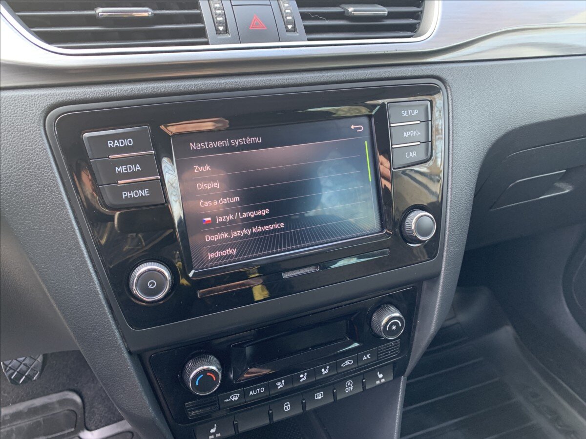 Škoda Rapid Hatchback 999,0 81 kw