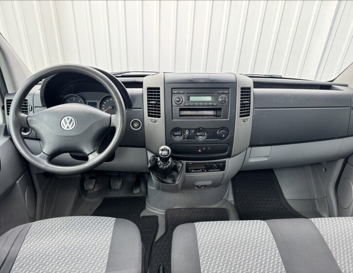 Volkswagen Crafter 32