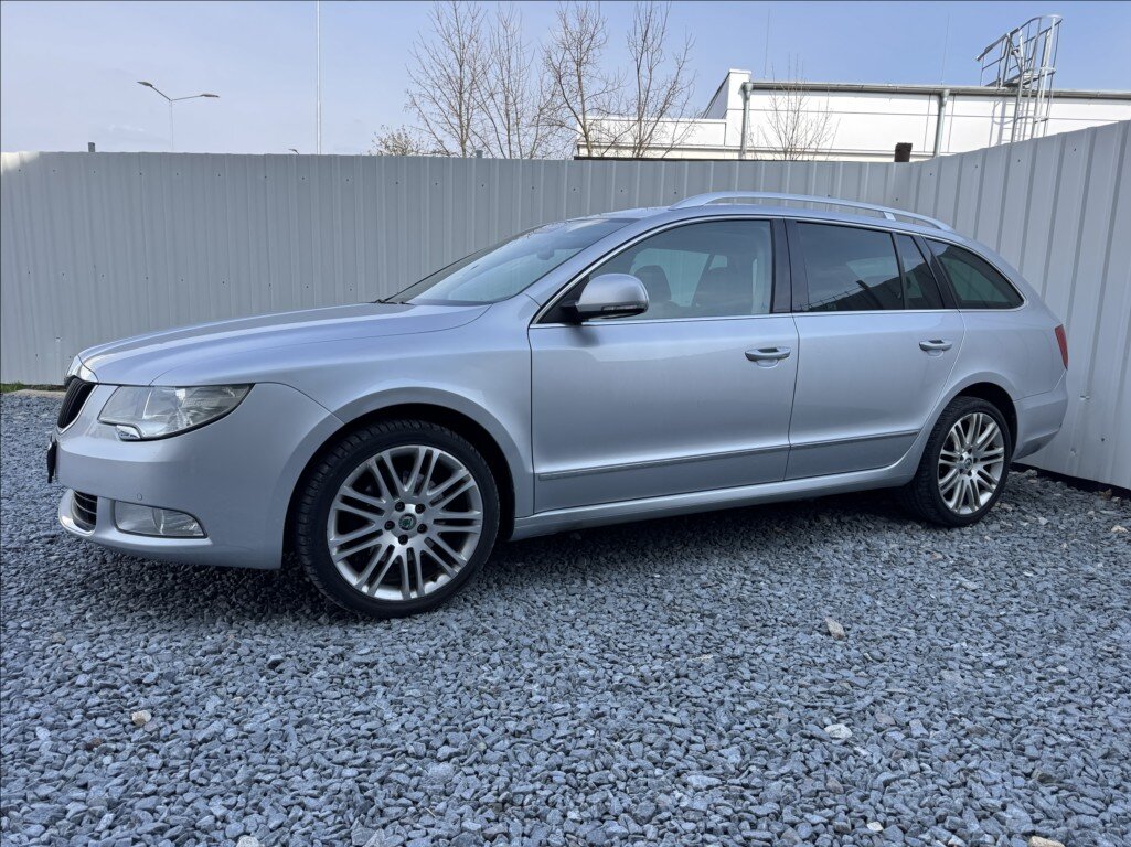 Škoda Superb Kombi 2,0 l 125 kw