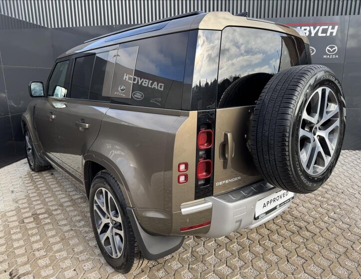 Land Rover Defender SUV 3,0 l 183 kw