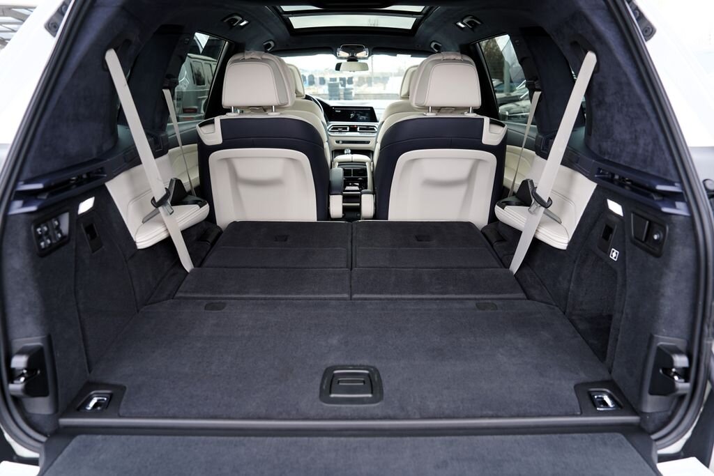 BMW X7 SUV / Terénní 3,0 l 250 kw