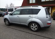 Mitsubishi Outlander SUV / Terénní 2,0 l 103 kw